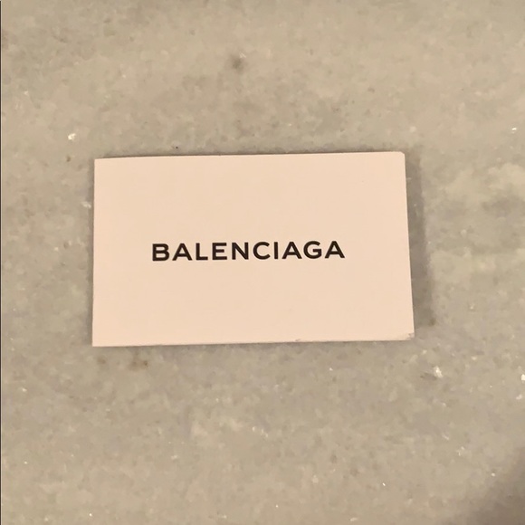 Balenciaga Round Sunglasses - Picture 4 of 8